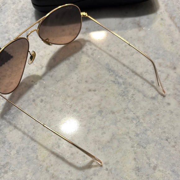 Ray-Ban Aviator Sunglasses with Case - Picture 4 of 16